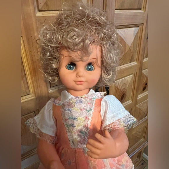 Source Unknown Other - Vintage Musical Rocking Motion Plastic Doll